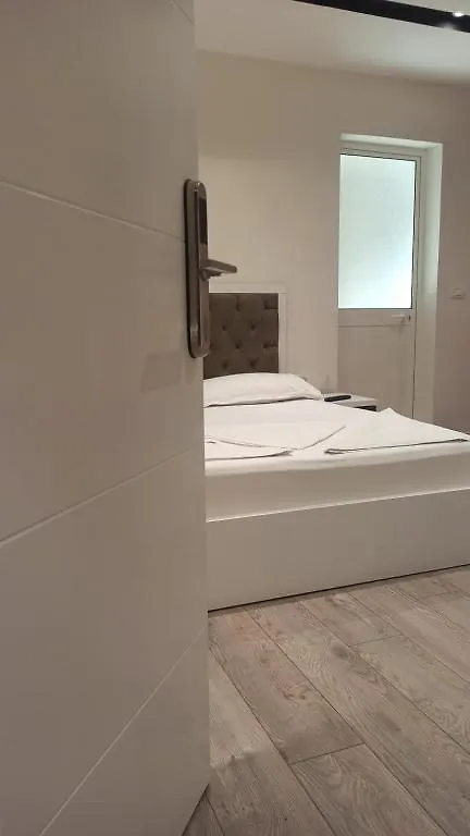 Star Hotel Selitë e Vogël