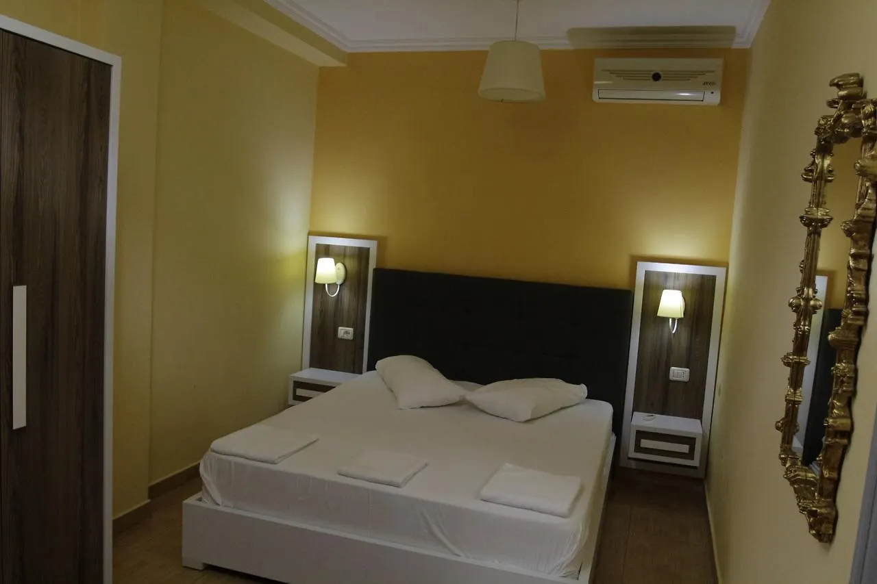 Star Hotel Selitë e Vogël