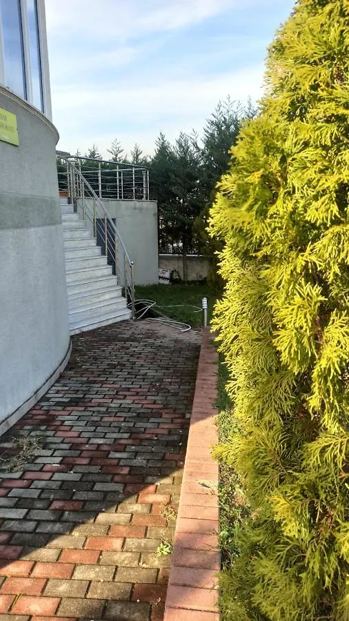 **  Selitë e Vogël Star Hotel אלבניה